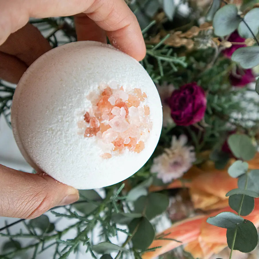 Smell the Roses - Bath Bomb